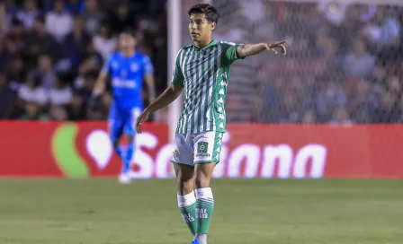 Cristian Tello se desvive en halagos para Diego Lainez