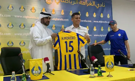 Héctor Moreno fue presentado con el Al Gharafa SC de Qatar