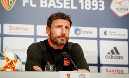 Mark van Bommel tras eliminación del PSV en Champions League: "Fuimos mejores que Basel"