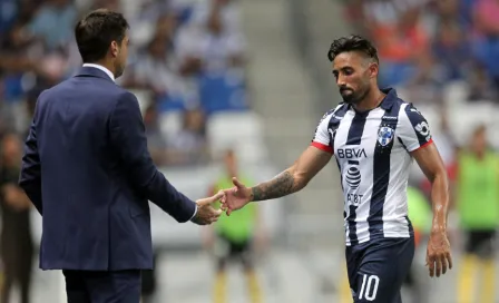 Urretaviscaya se disculpó por callar a la afición de Rayados