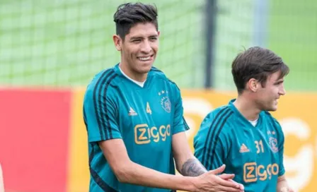 Edson Álvarez apoyó al Ajax desde la gradas en su debut en la Eredivisie 