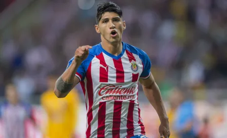 Pulido, único atacante de Chivas que ha rematado a portería en el Apertura 2019