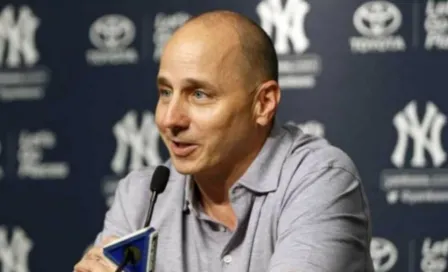 Gerente general de Yankees fue detenido a punta de pistola