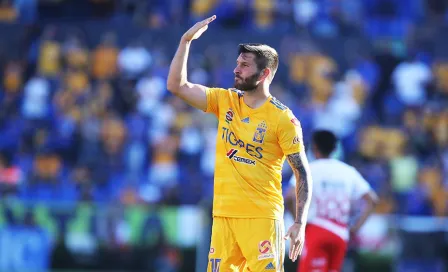  Gignac celebra con hat trick el ser el máximo goleador histórico de Tigres