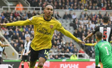 Aubameyang dio el primer triunfo al Arsenal en Premier League