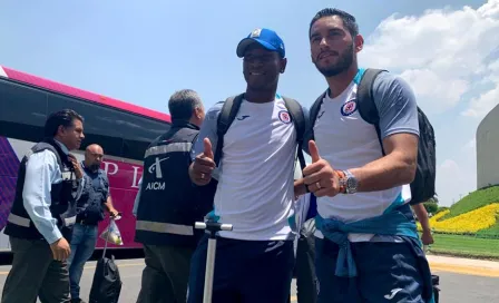 Bryan Angulo viajó a Guadalajara con Cruz Azul para enfrentar a Atlas