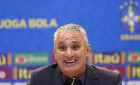 Tite aseguró que Neymar está tranquilo respecto a su futuro