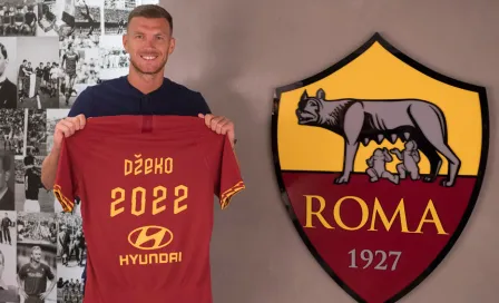 Edin Dzeko renovó su contrato con la Roma hasta 2022