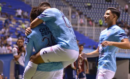 Pachuca goleó a Puebla y sumó su primera victoria del Apertura 2019