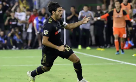 Carlos Vela explotó contra su DT por sacarlo del duelo vs LA Galaxy