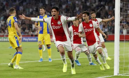 Edson Álvarez se estrenó como goleador del Ajax en Champions League