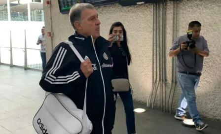 Tata Martino y primer contingente del Tri salieron rumbo a Estados Unidos