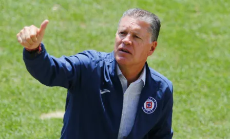 Ricardo Peláez no descartó seguir en Cruz Azul si Billy Álvarez se lo pide