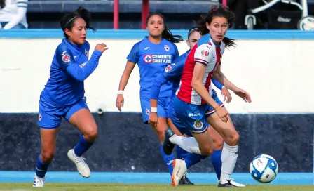 Cruz Azul Femenil rescató agónico empate vs Chivas tras ir abajo por tres goles