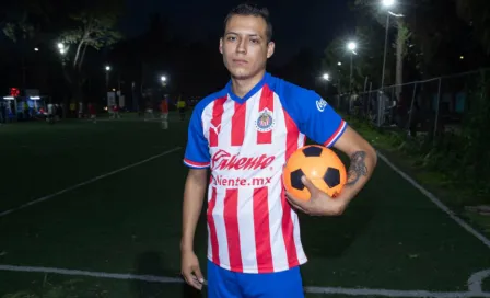 Alejandro Lezama encontró en el futbol una nueva familia 