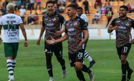 Aficionado de Alebrijes desató carcajadas con peculiar grito en el estadio