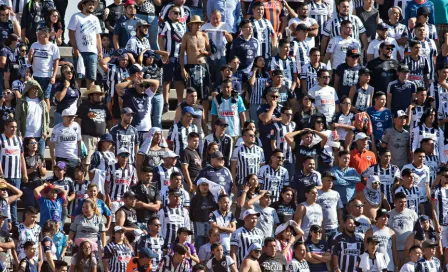 Aficionados de Monterrey protagonizaron bronca a las afueras del Estadio BBVA