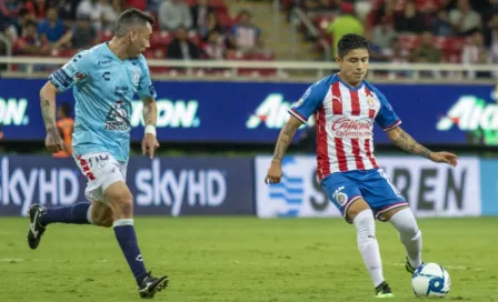 Chofis López fue abucheado por fans de Chivas tras error vs Pachuca