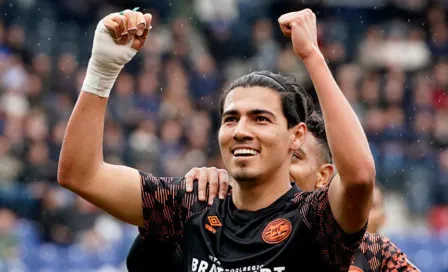 Erick Gutiérrez marcó gol en su regreso con PSV ante Zwolle