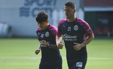 Así jugaría Chivas contra Pumas en la jornada 13 del Apertura 2019