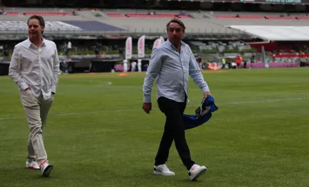 Pablo Aguilar le regaló su playera a Emilio Azcárraga 