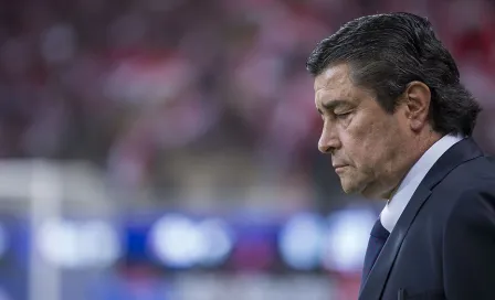 Luis Fernando Tena: 'Chivas debe cuidar el tema de expulsiones'