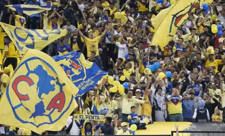 Estadio Azteca negó caída de aficionada en el Clásico Joven