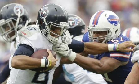 Bills vencen a Tennessee en duelo de defensas