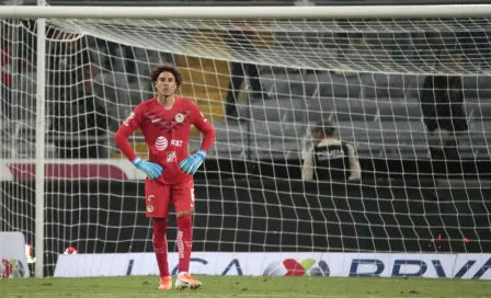 Miguel Zelada consideró a Guillermo Ochoa el mejor portero del mundo