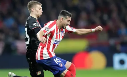 Simeone: 'Héctor Herrera jugó con jerarquía frente al Leverkusen'