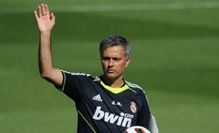 Mourinho rechazó al Dortmund y estaría a la espera del Real Madrid