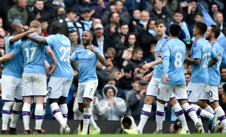 Manchester City recuperó segunda plaza de Premier tras golear al Aston Villa