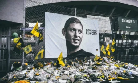 Afición del Swansea City realizó cruel broma a Cardiff sobre Emiliano Sala