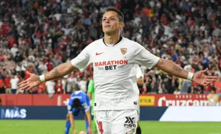 Chicharito anotó su primer gol en Liga con el Sevilla