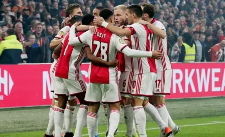 Ajax y Edson Álvarez aplastaron al Feyenoord en el Clásico de Holanda