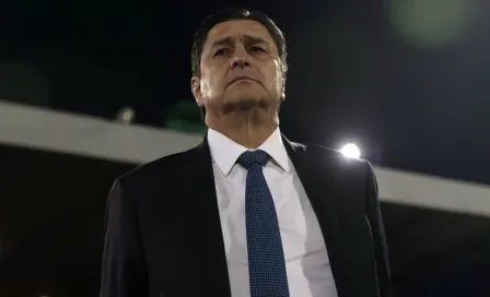 Luis Fernando Tena: 'Amaury Vergara me dijo que ya busca nuevo DT de Chivas'