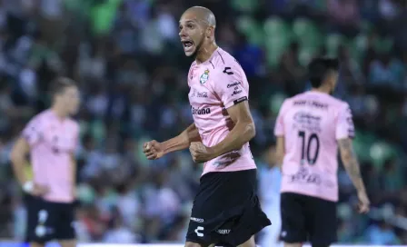 Santos venció a Querétaro y asaltó la cima de la tabla general