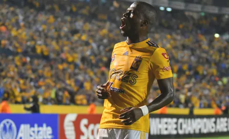 Enner Valencia recuperó a su hija tras arresto de su exesposa por abuso infantil