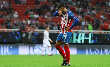 Chivas se alejó de la Liguilla tras caer ante Xolos