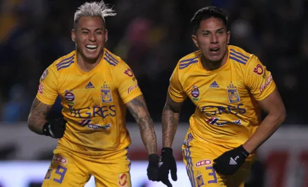 Carlos Salcedo le dio la victoria a Tigres sobre el Toluca con gol en el límite