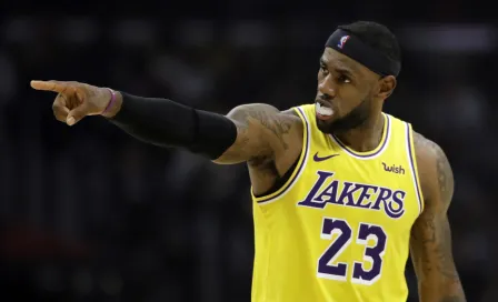 LeBron planea proporcionar residencias a familias y estudiantes que lo necesiten