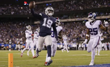 Cowboys terminó por aplastar a Giants en duelo marcado por polémica arbitral