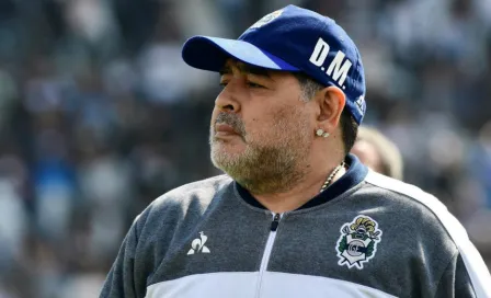 Maradona desmintió problemas de salud y dijo que al morir donará su dinero