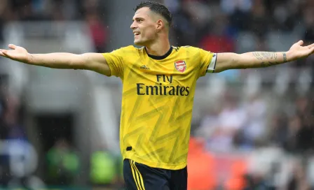 Unai Emery le quitó la capitanía del Arsenal a Granit Xhaka