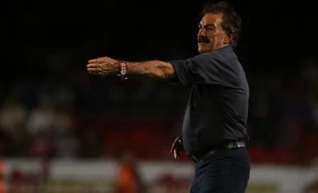 Sinha le buscaría un nuevo puesto a Ricardo La Volpe en Toluca