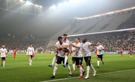 Corinthians homenajeó a víctimas del Holocausto con estrella de David en su playera