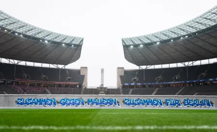 Partido Hertha contra Leipzig realizó impresionante réplica del Muro de Berlín 