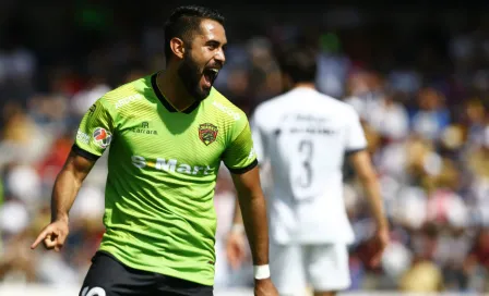 Joaquín Esquivel: 'Celebrar mi primer gol en Primera con mi padre, fue una bendición'