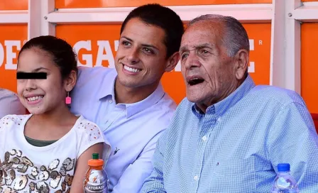 Chicharito dedicó emotivo mensaje a su abuelo Tomás Balcázar