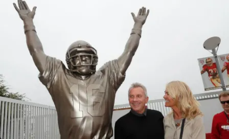 Vandalizan estatua de Joe Montana en San Francisco